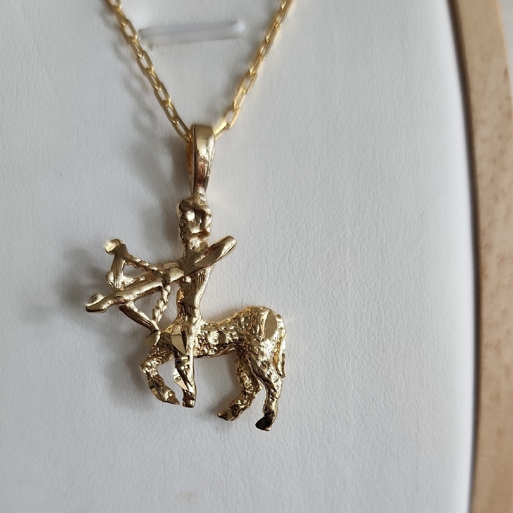 Elegant Gold Sagittarius Pendant Necklace